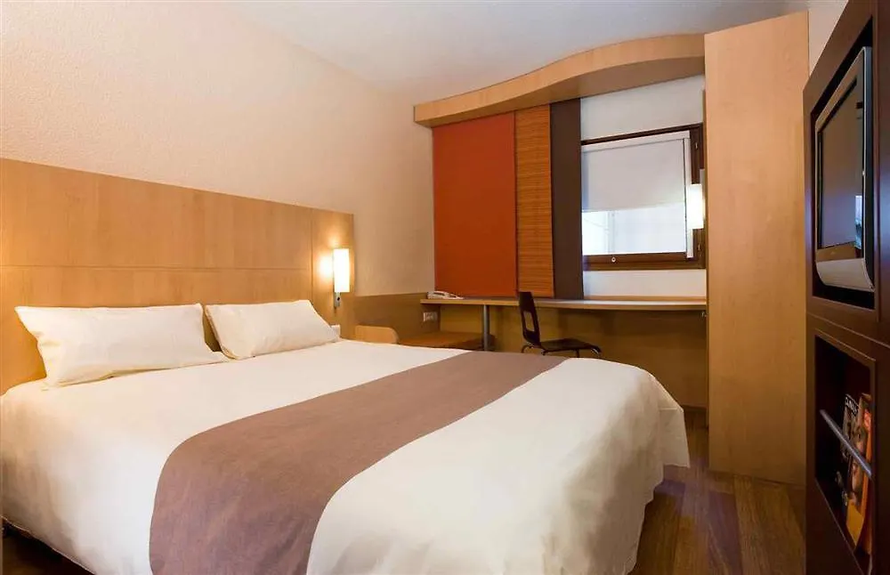 ***  Ibis Chambery Hotel France