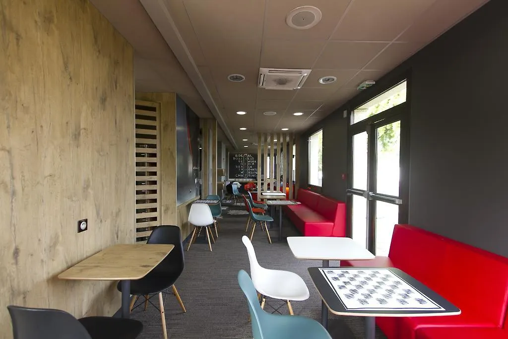 Ibis Chambery Hotel 3*,