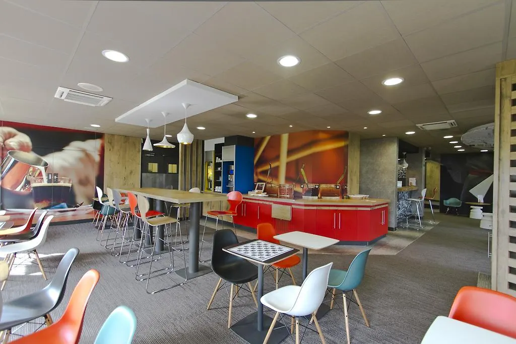 Ibis Chambery Hotel 3*,