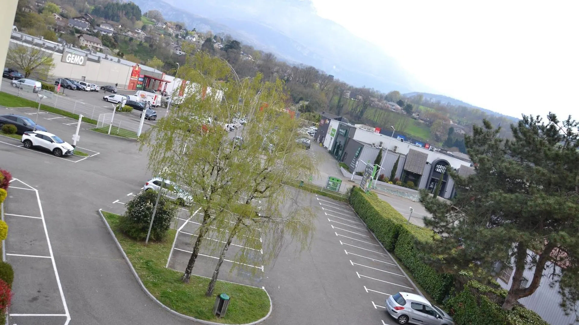 Ibis Chambery Hotel