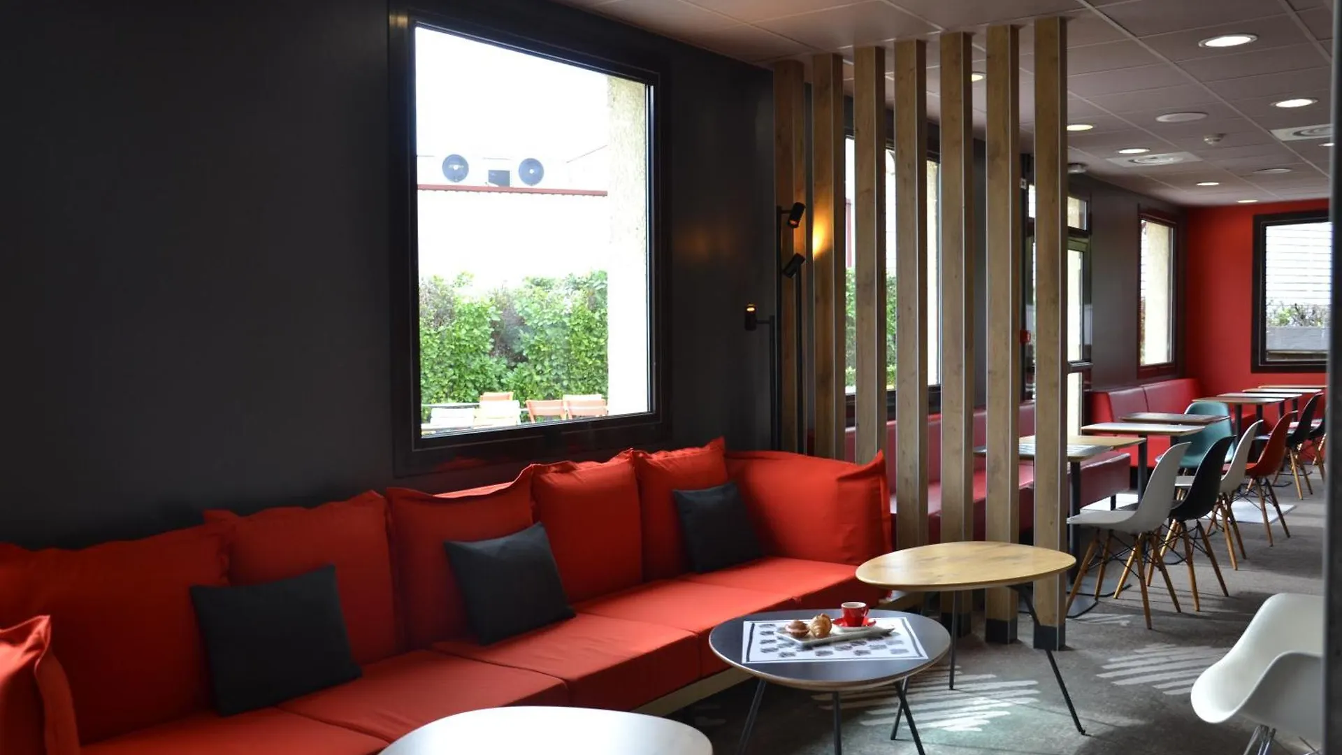Ibis Chambery Hotel 3*,