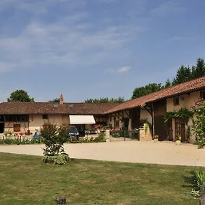 Guest house Domaine Des Charmilles, Mantenay-Montlin